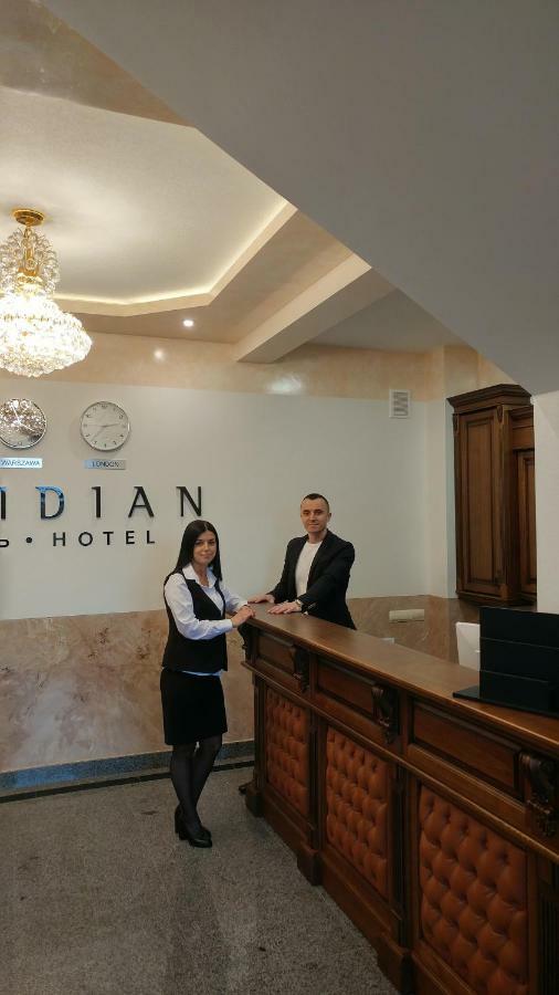 Hotel Meridian Brody Exteriör bild